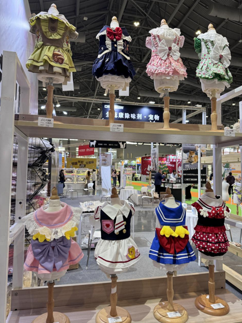 2025年海外寵物經(jīng)濟持續(xù)火爆，寵物用品出海大有可為