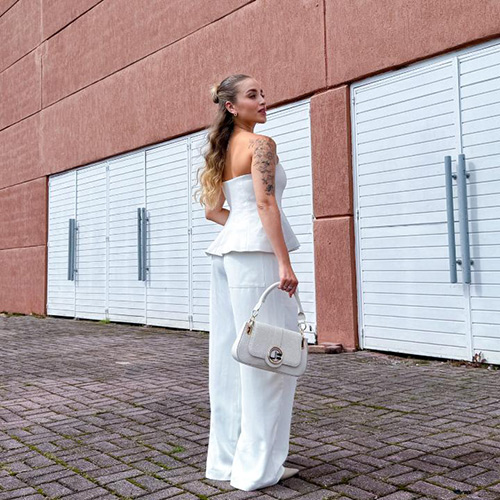 TikTok網(wǎng)紅推薦:40萬粉絲的TikTok巴西時(shí)尚類博主