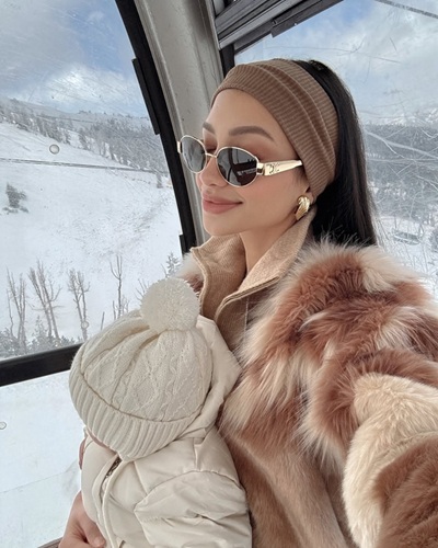 Instagram網(wǎng)紅推廣:美國(guó)時(shí)尚穿搭護(hù)膚美妝技巧達(dá)人推薦