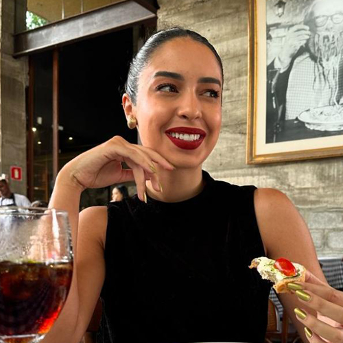 YouTube網(wǎng)紅:巴西生活分享個(gè)護(hù)護(hù)膚產(chǎn)品測(cè)評(píng)達(dá)人