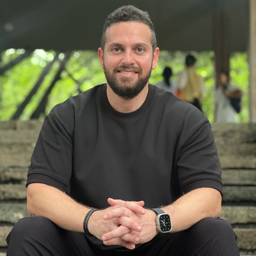 Instagram網(wǎng)紅營銷:中東阿聯(lián)酋汽車主編記者博主推薦